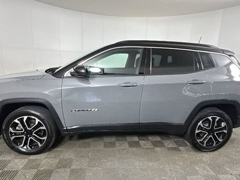 Used 2023 Jeep Compass Limited w/ Sun and Sound Group AWD/4WD image 6