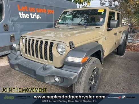Used 2020 Jeep Gladiator Sport image 1