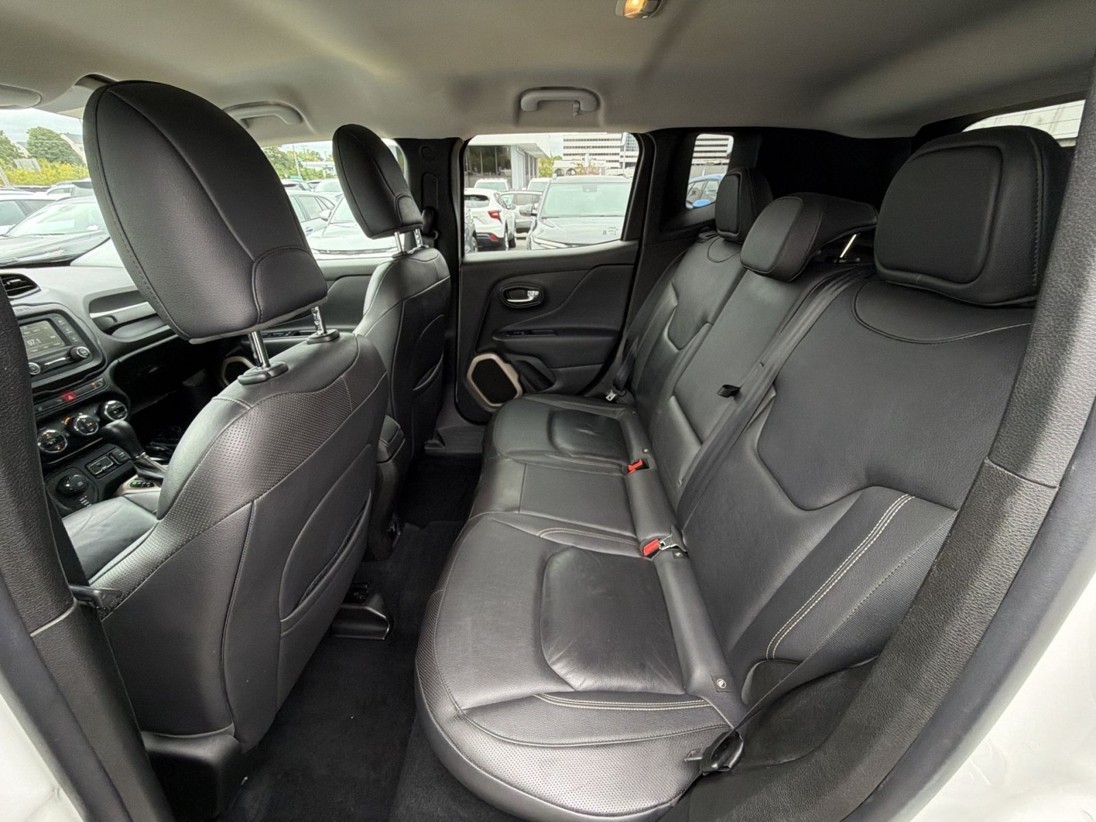 Used 2017 Jeep Renegade Limited w/ Advanced Technology Group AWD/4WD image 23