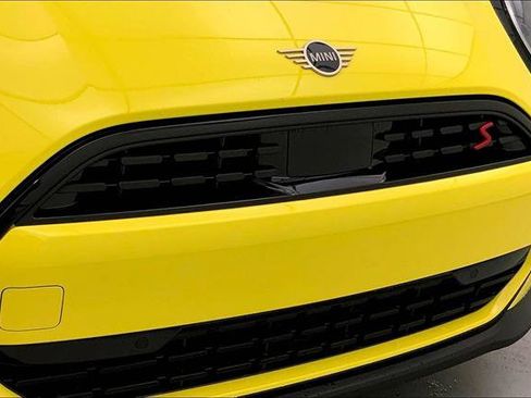 Certified 2025 MINI Cooper S image 29