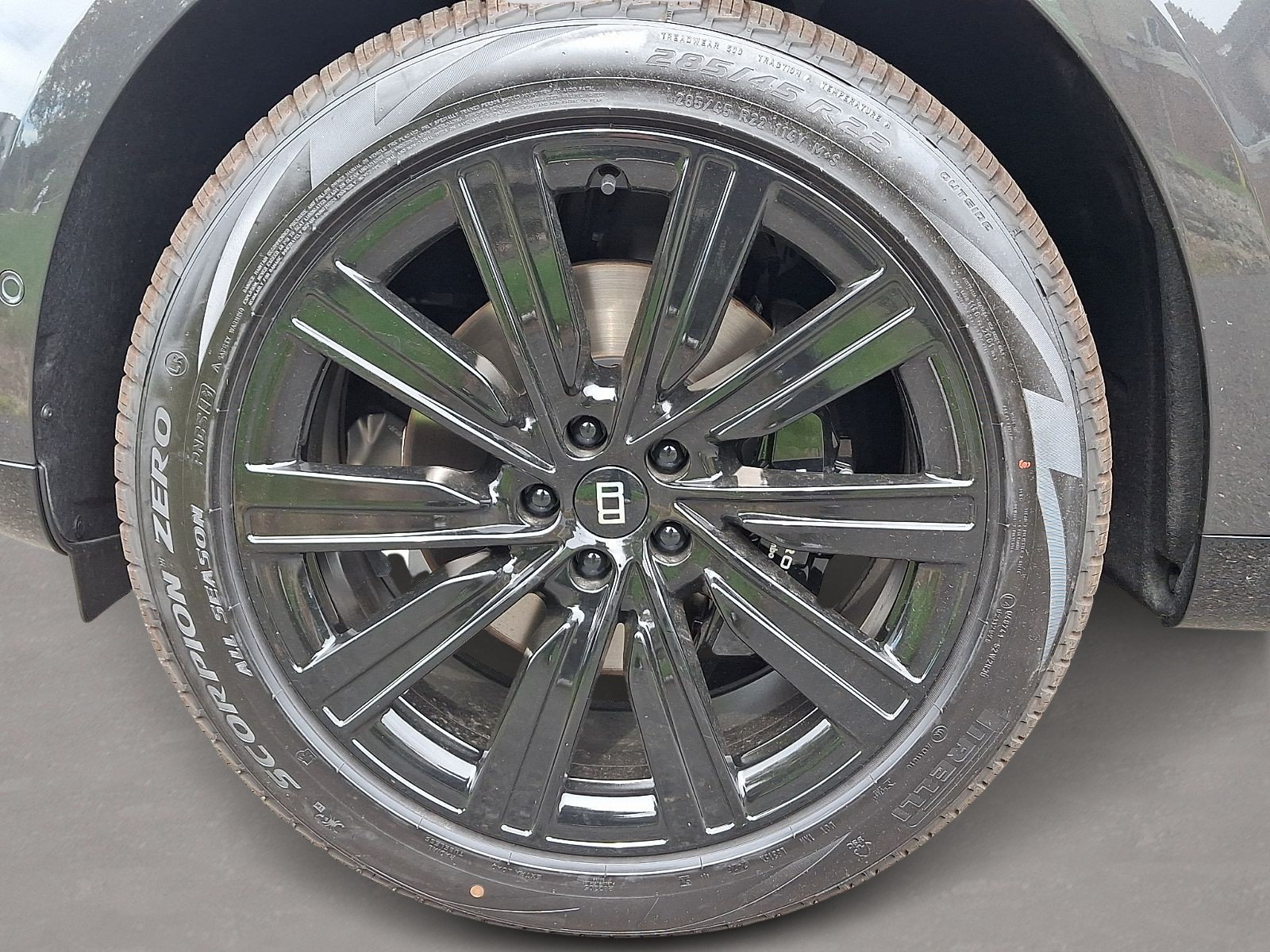 New 2027 Land Rover Range Rover Long Wheelbase SE AWD/4WD image 5