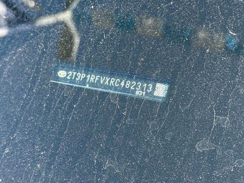 Used 2024 Toyota RAV4 XLE image 8