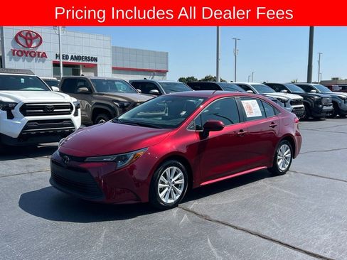 Used 2024 Toyota Corolla LE w/ LE Convenience Package FWD image 1