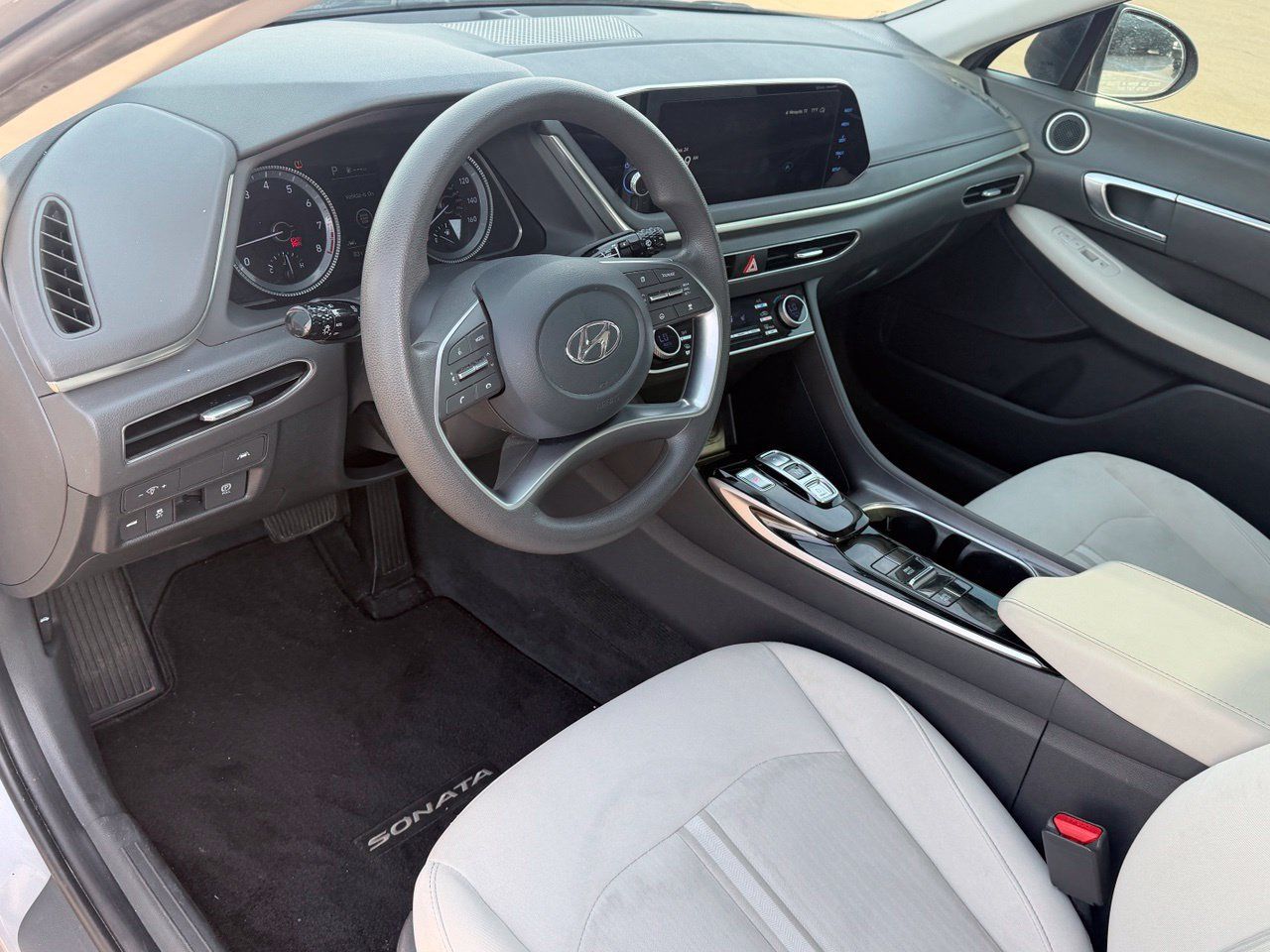 Used 2023 Hyundai Sonata SEL FWD image 12