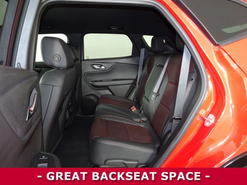 Used 2022 Chevrolet Blazer RS w/ Enhanced Convenience Package image 9