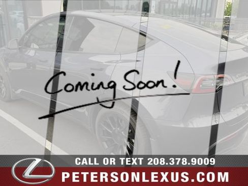 Used 2023 Tesla Model Y Long Range AWD/4WD image 1