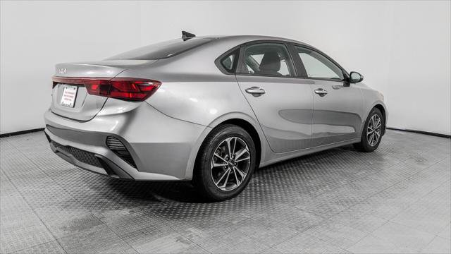 Used 2024 Kia Forte LXS FWD image 6