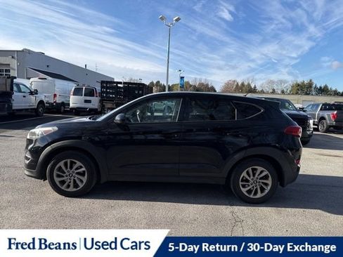 Used 2018 Hyundai Tucson SE image 4