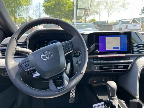 New 2026 Toyota Camry SE FWD image 11