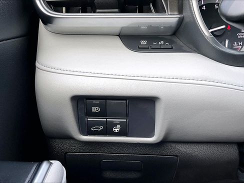 Used 2020 Toyota Highlander Limited AWD/4WD image 34