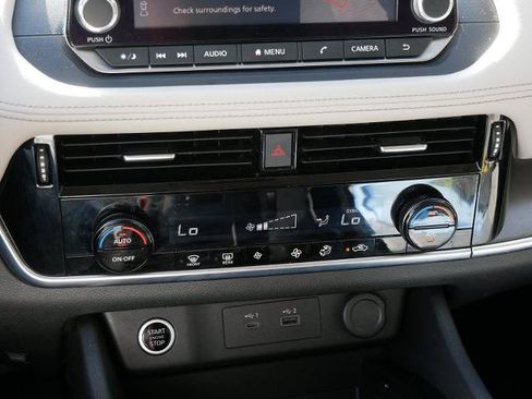 Certified 2021 Nissan Rogue SV AWD/4WD image 19