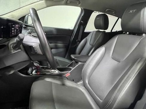 Used 2024 Buick Encore GX Sport Touring image 26