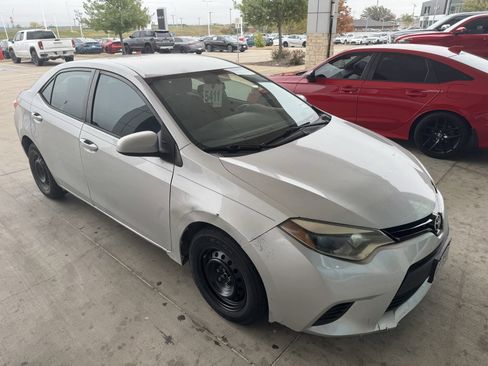 Used 2016 Toyota Corolla L image 10