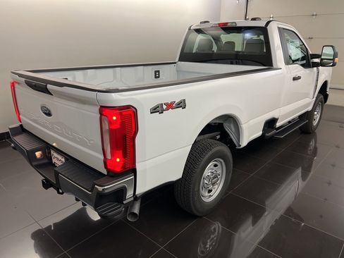 New 2026 Ford F250 XL w/ XL Chrome Package image 6