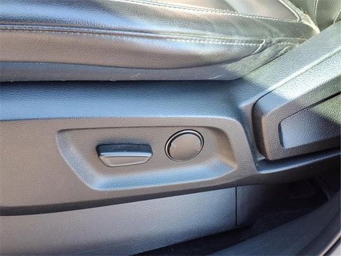 Used 2019 Ford Ranger Lariat w/ Equipment Group 501A Mid image 22