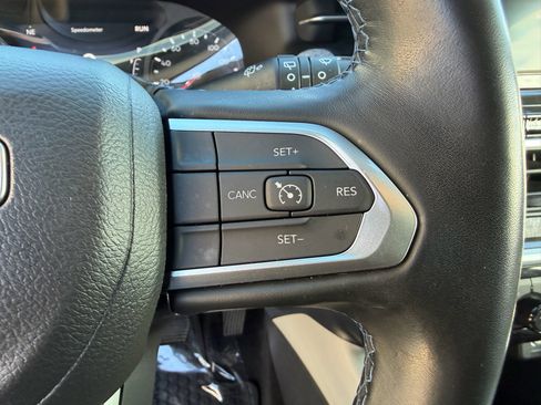 Used 2022 Jeep Compass Latitude w/ Convenience Group image 30