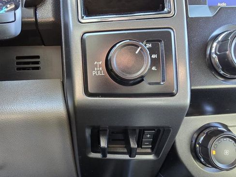 Used 2022 Ford F350 XLT w/ XLT Premium Package AWD/4WD image 20