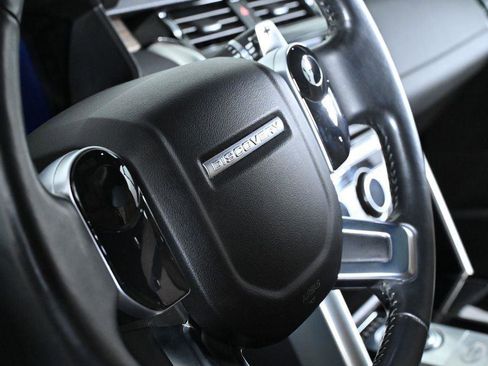 Used 2019 Land Rover Discovery HSE image 13