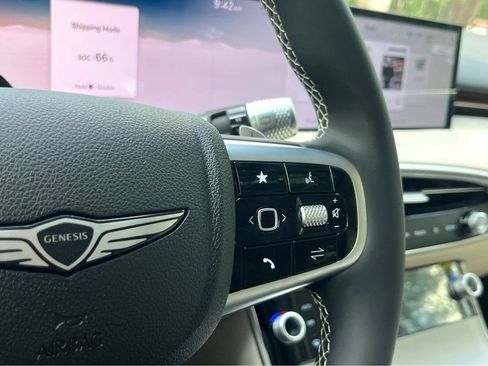 New 2026 Genesis GV70 2.5T Advanced AWD/4WD image 22