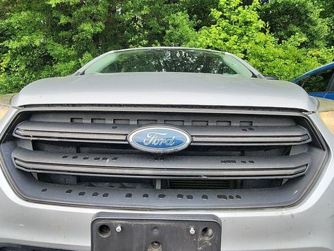 Used 2019 Ford Escape S FWD image 10