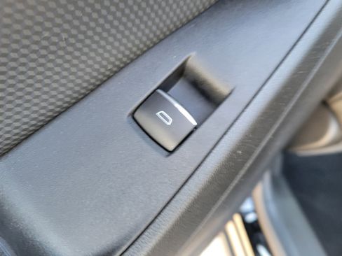 Used 2026 Chevrolet Equinox RS FWD image 14