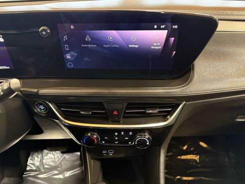 Used 2024 Buick Encore GX Sport Touring w/ Comfort Package image 16