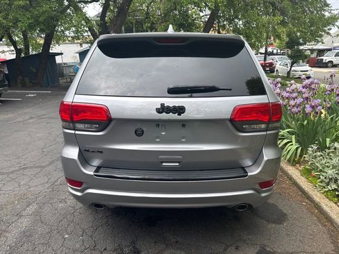 Used 2015 Jeep Grand Cherokee Altitude AWD/4WD image 9