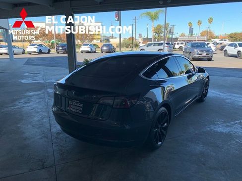 Used 2018 Tesla Model 3 Long Range image 3