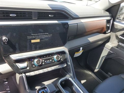 New 2026 GMC Sierra 1500 Denali w/ Denali Reserve Package image 28