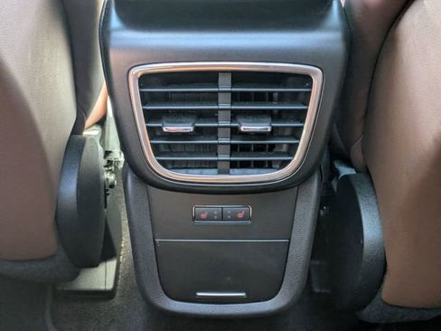 Used 2018 Lincoln MKX Reserve w/ Driver Assistance Package FWD image 24