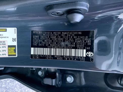 Used 2025 Toyota Corolla LE FWD image 29