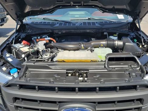 Certified 2023 Ford F150 Lariat w/ Equipment Group 502A High image 29