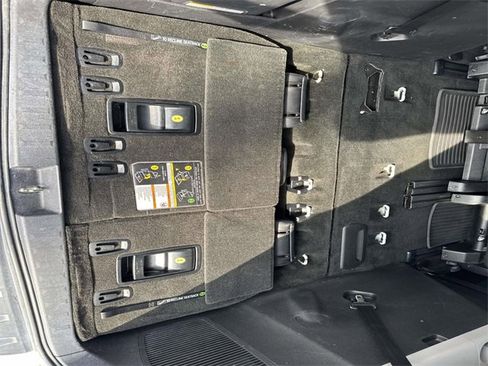 Used 2019 Toyota Sienna SE image 14