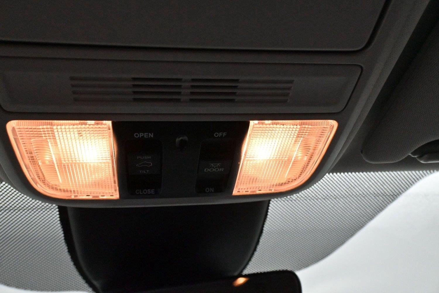 Used 2025 Honda Odyssey EX-L image 31