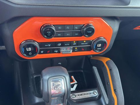 Used 2024 Ford Bronco Badlands AWD/4WD image 26