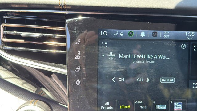 Used 2023 Jeep Grand Wagoneer Series III AWD/4WD image 21