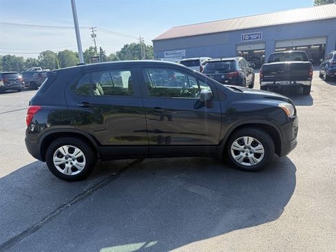 Used 2015 Chevrolet Trax LS w/ LPO, Protection Package FWD image 25