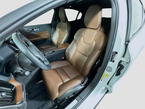 Used 2024 Volvo S60 B5 Ultimate AWD/4WD image 24