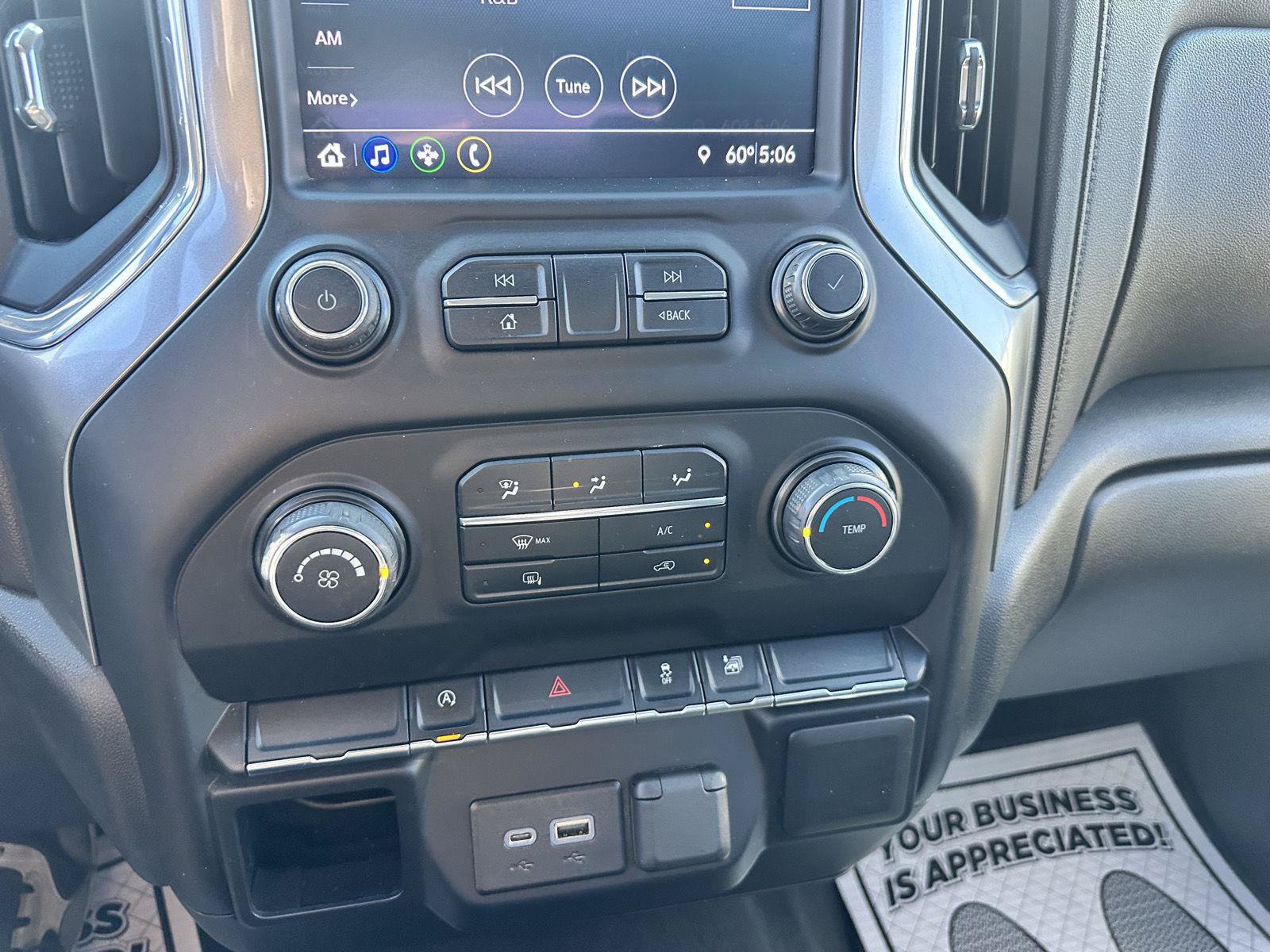 Used 2019 Chevrolet Silverado 1500 LT AWD/4WD image 26