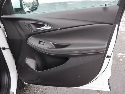 Used 2023 Buick Encore GX Select w/ Safety Package II image 25