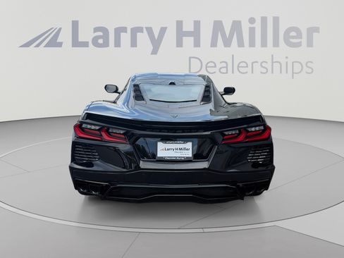 Used 2025 Chevrolet Corvette Stingray Coupe w/ 1LT RWD image 4