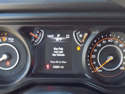 Certified 2024 Jeep Gladiator Sport image 19