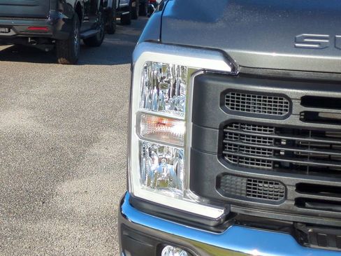 New 2026 Ford F250 XL image 10