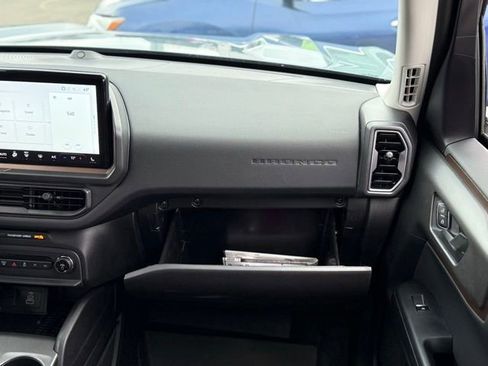 Certified 2025 Ford Bronco Sport Outer Banks w/ Outer Banks Tech Package+ image 32