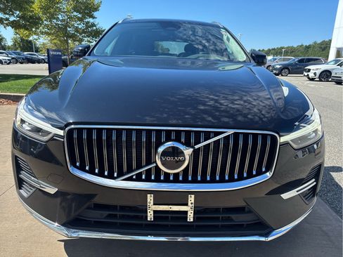 Used 2022 Volvo XC60 B5 Inscription w/ Climate Package AWD/4WD image 5