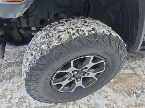 Used 2018 Jeep Wrangler Unlimited Rubicon image 13