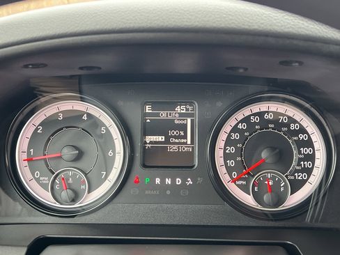 Used 2018 RAM 3500 Tradesman w/ Power & Remote Entry Group image 32