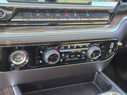 Used 2023 Chevrolet Silverado 1500 RST image 20