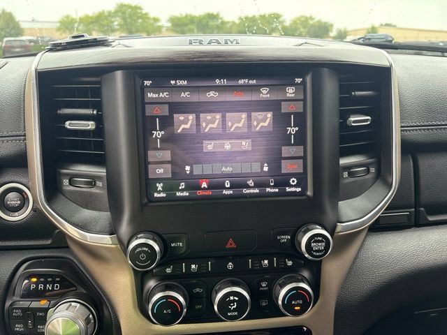 Used 2019 RAM 1500 Laramie AWD/4WD image 4