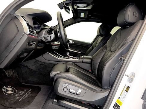 Certified 2023 BMW X5 xDrive40i w/ Premium Package image 9